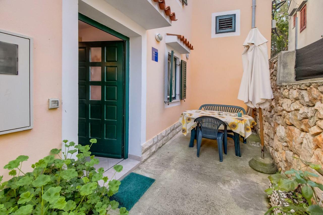 Apartman Natasa Mali Lošinj Exteriör bild